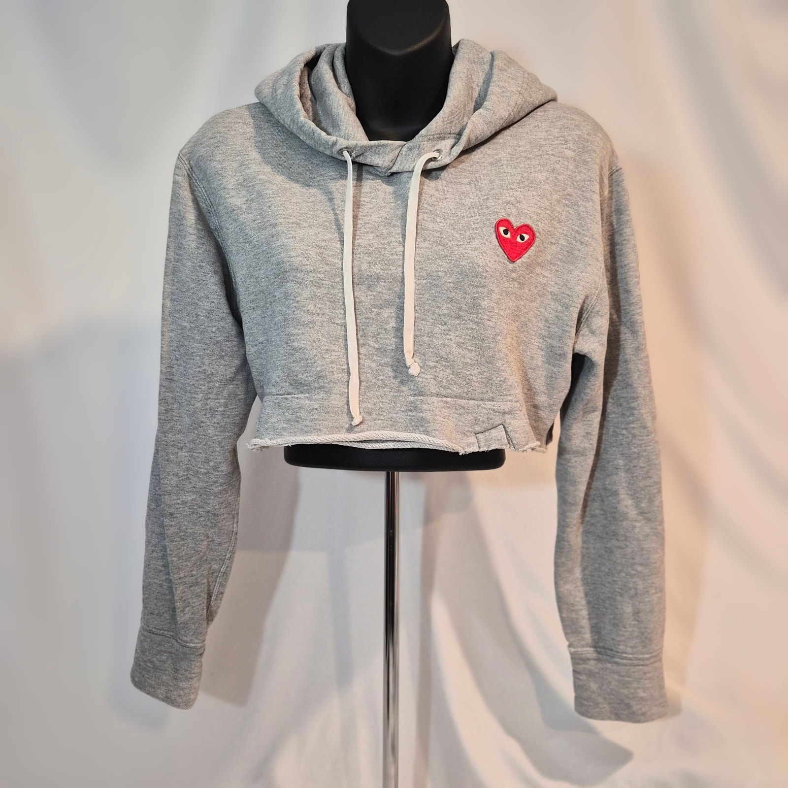 Comme Des Garcons Play Cropped Hoodie Gray Heart Logo Sweatshirt Small
